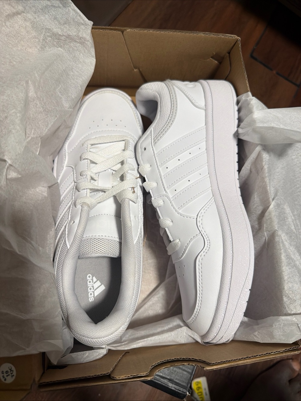 Women’s Adidas Low Hoops 3.0 Size 6